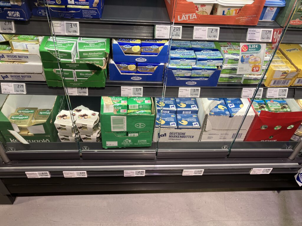 インフレで価格が上がる乳製品